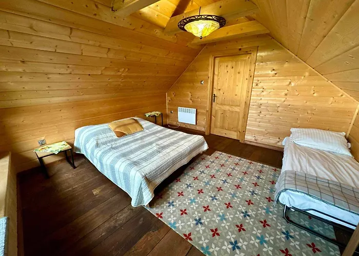 W Skale * كروتشيسته