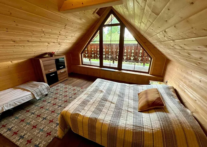 W Skale * كروتشيسته